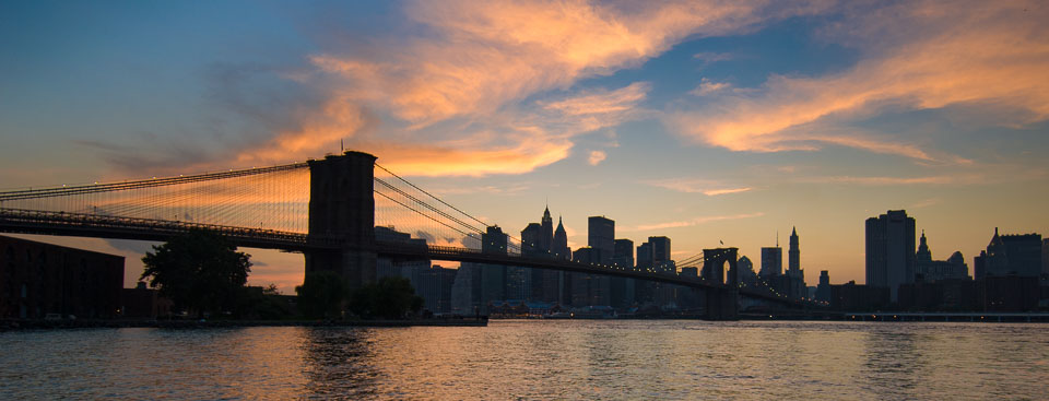 Brooklyn_Bridge_Sunset.jpg